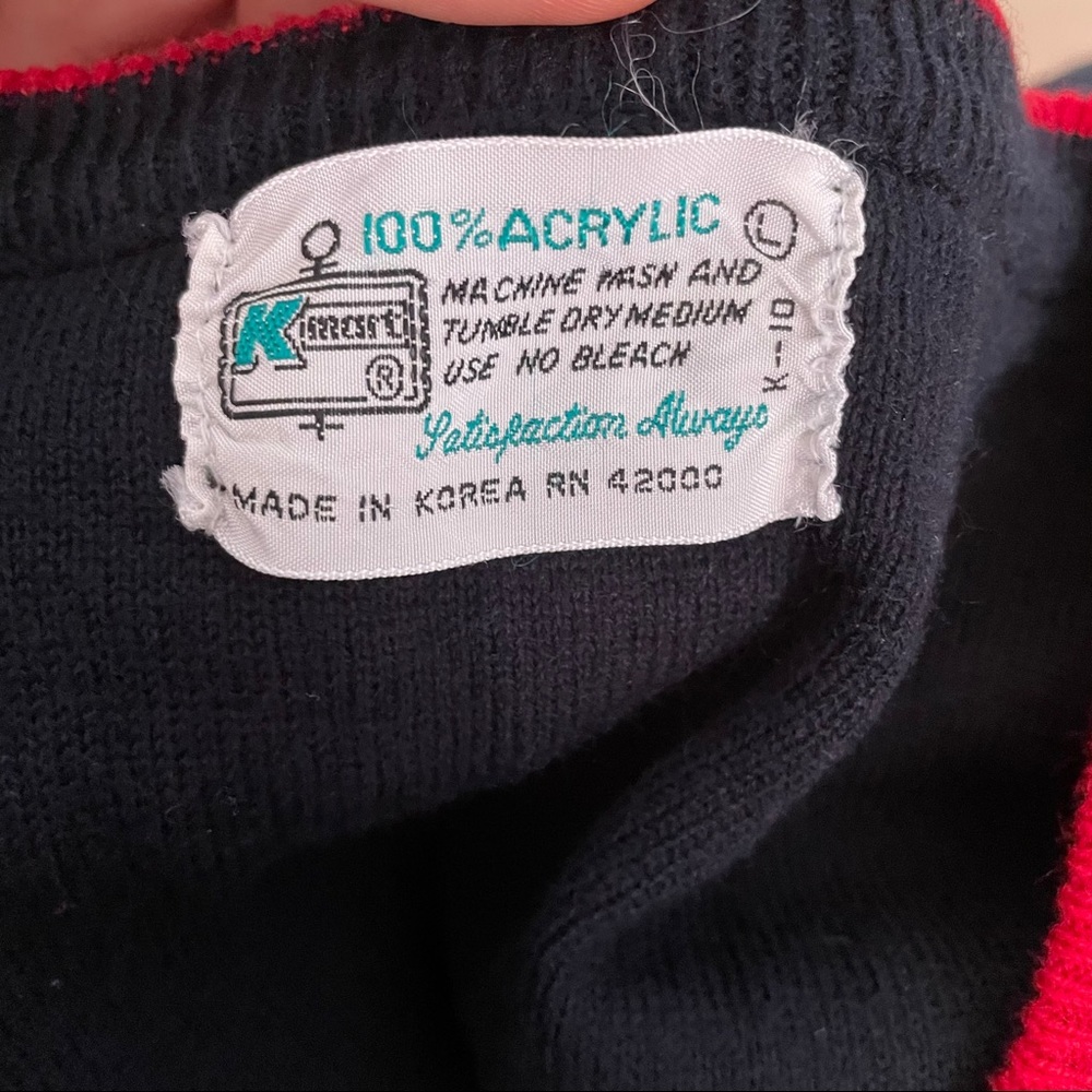 Vintage Navy Sweater Vest Knit Acrylic Retro Old Money - Picture 7 of 7